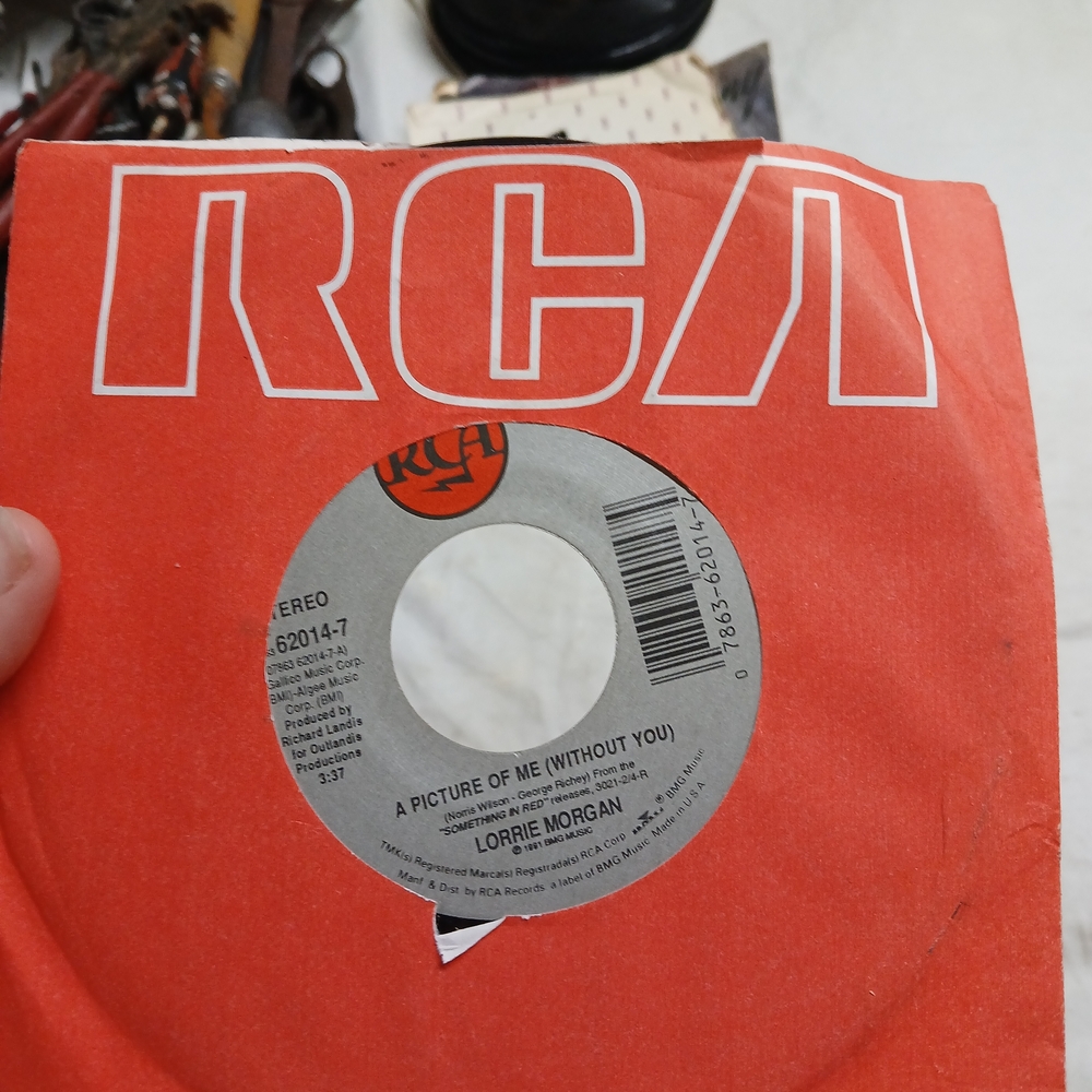 RCA 45 Rpm Vinyl Record lorries Morgan- a picture of me/tears on my pillow